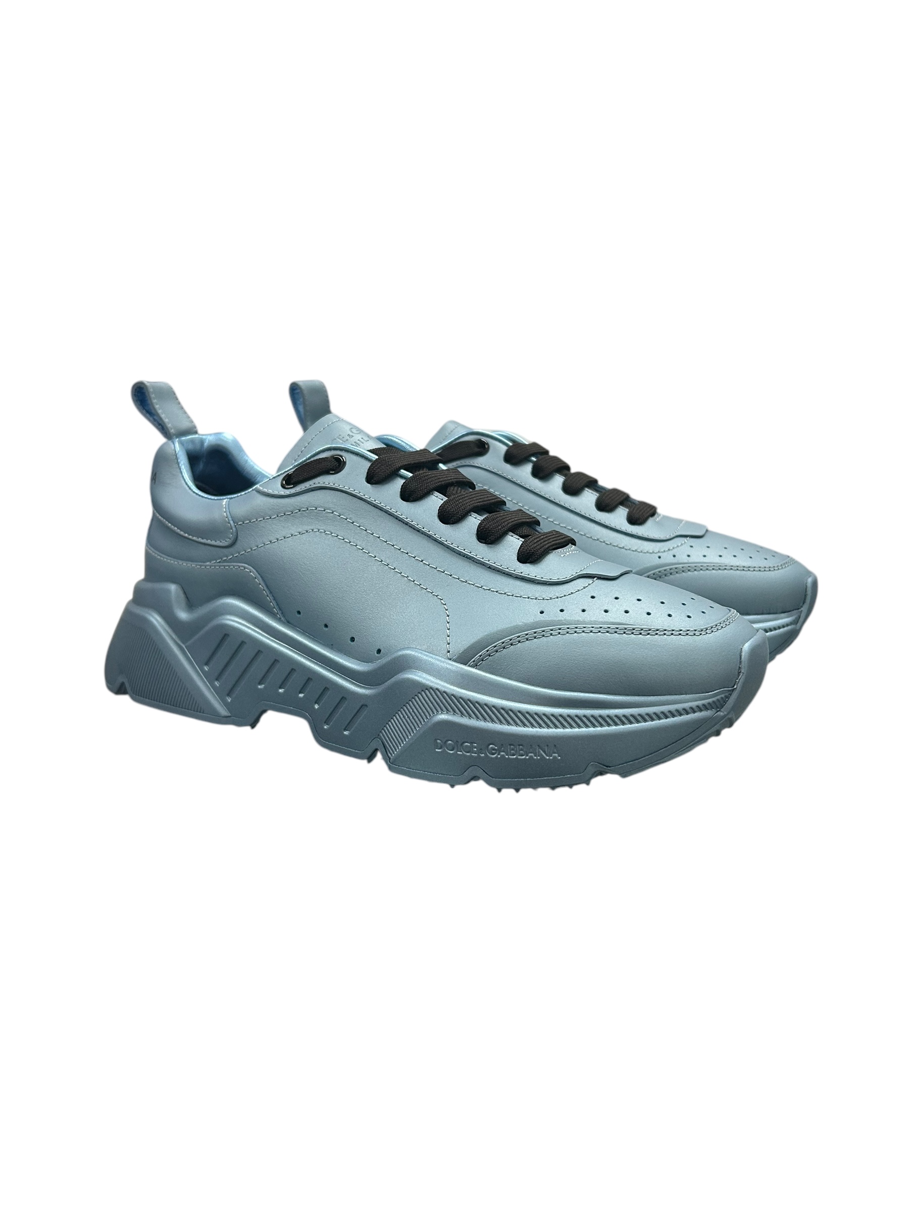 LOW-TOP SNEAKERS