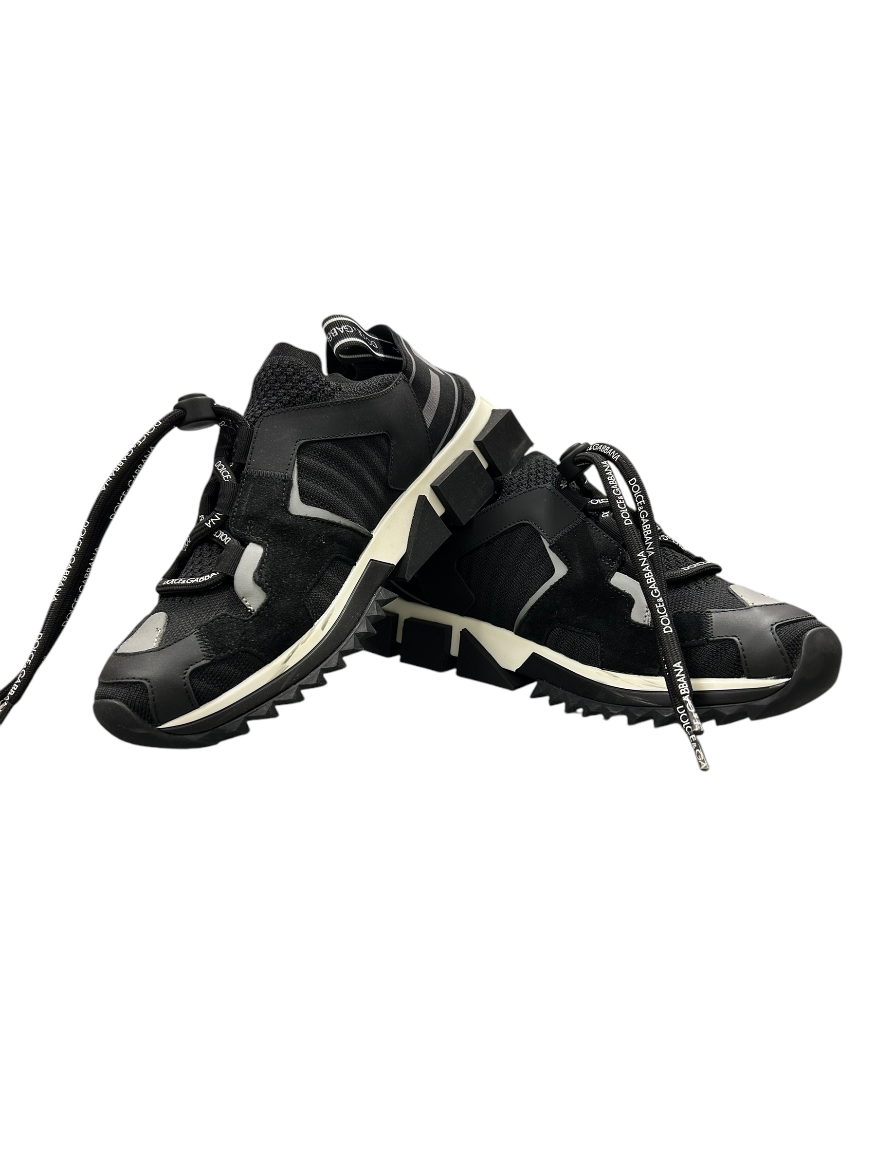 LOW-TOP SNEAKERS