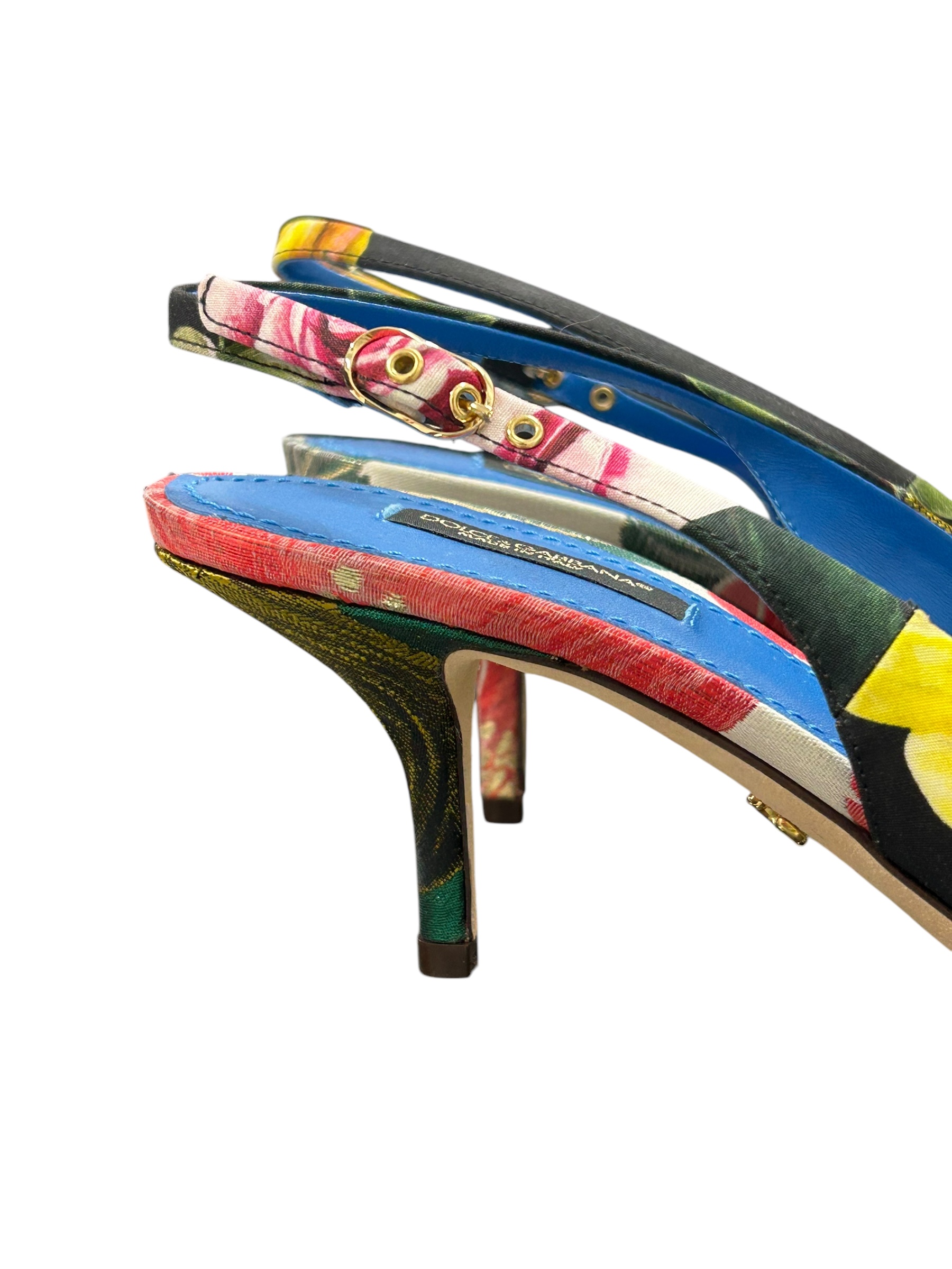 SLINGBACKS