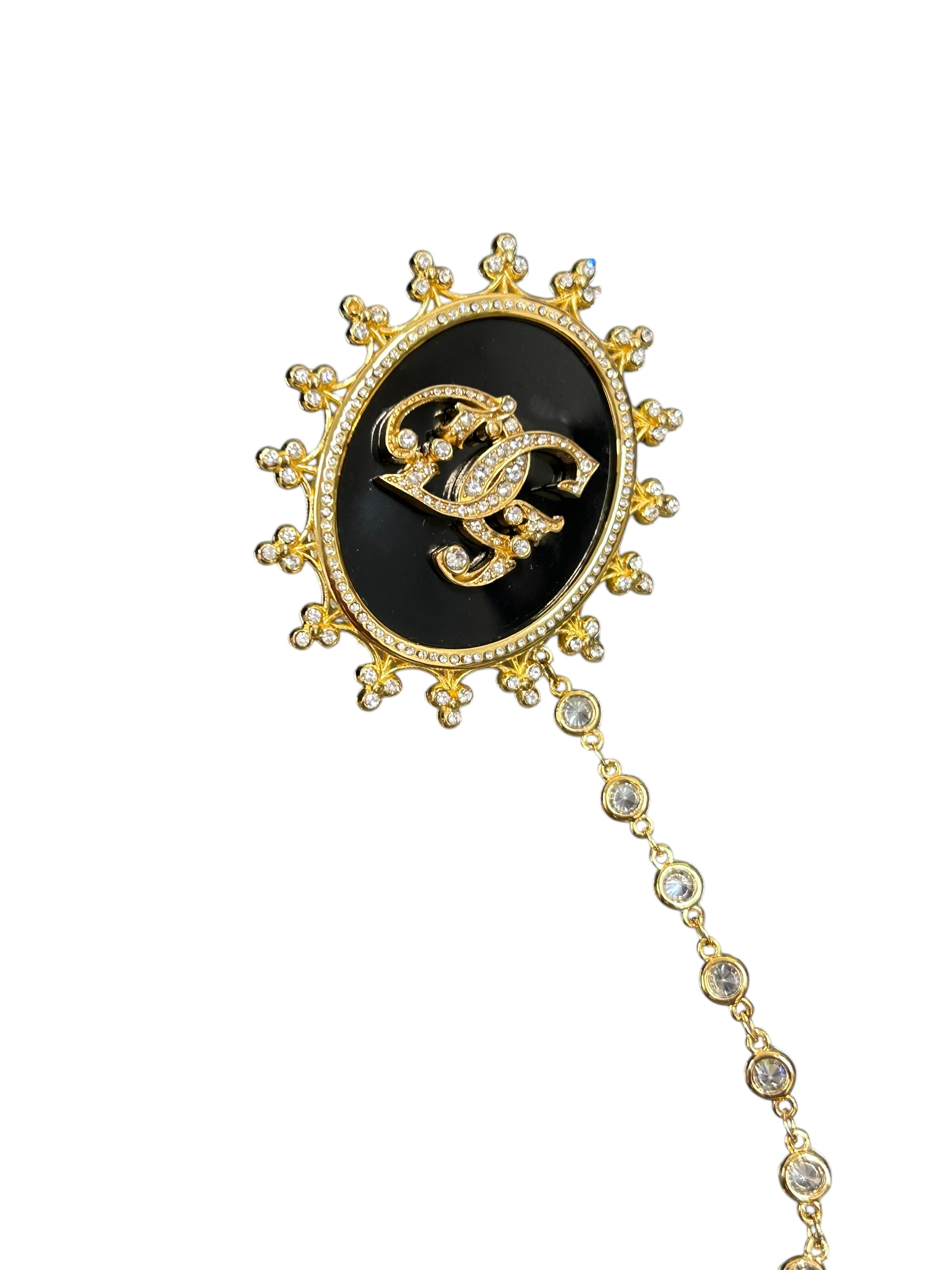Brooch