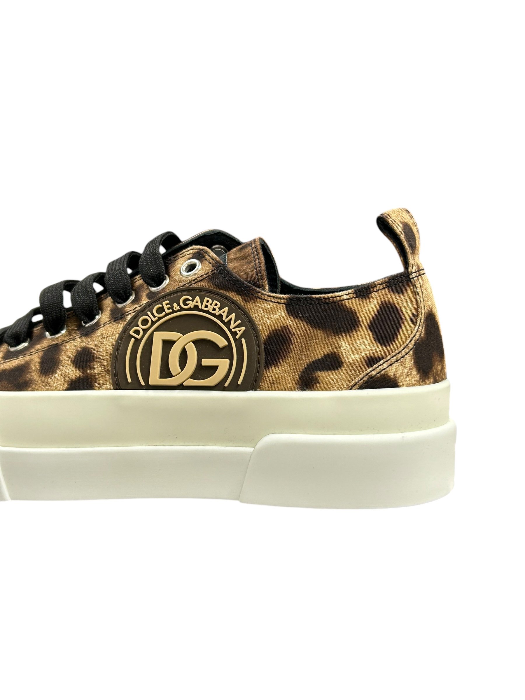 LOW-TOP SNEAKERS
