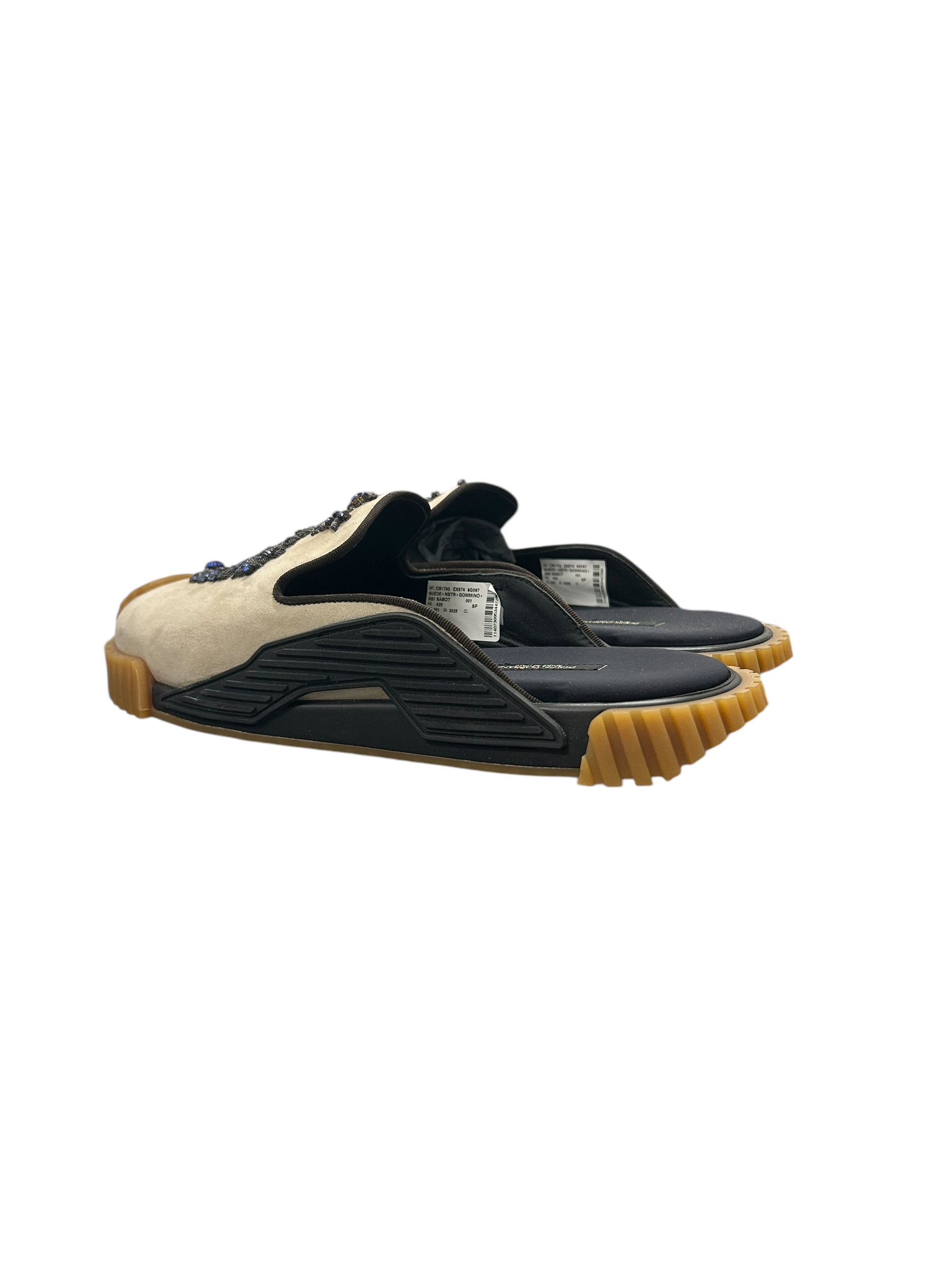 LOW-TOP SNEAKERS