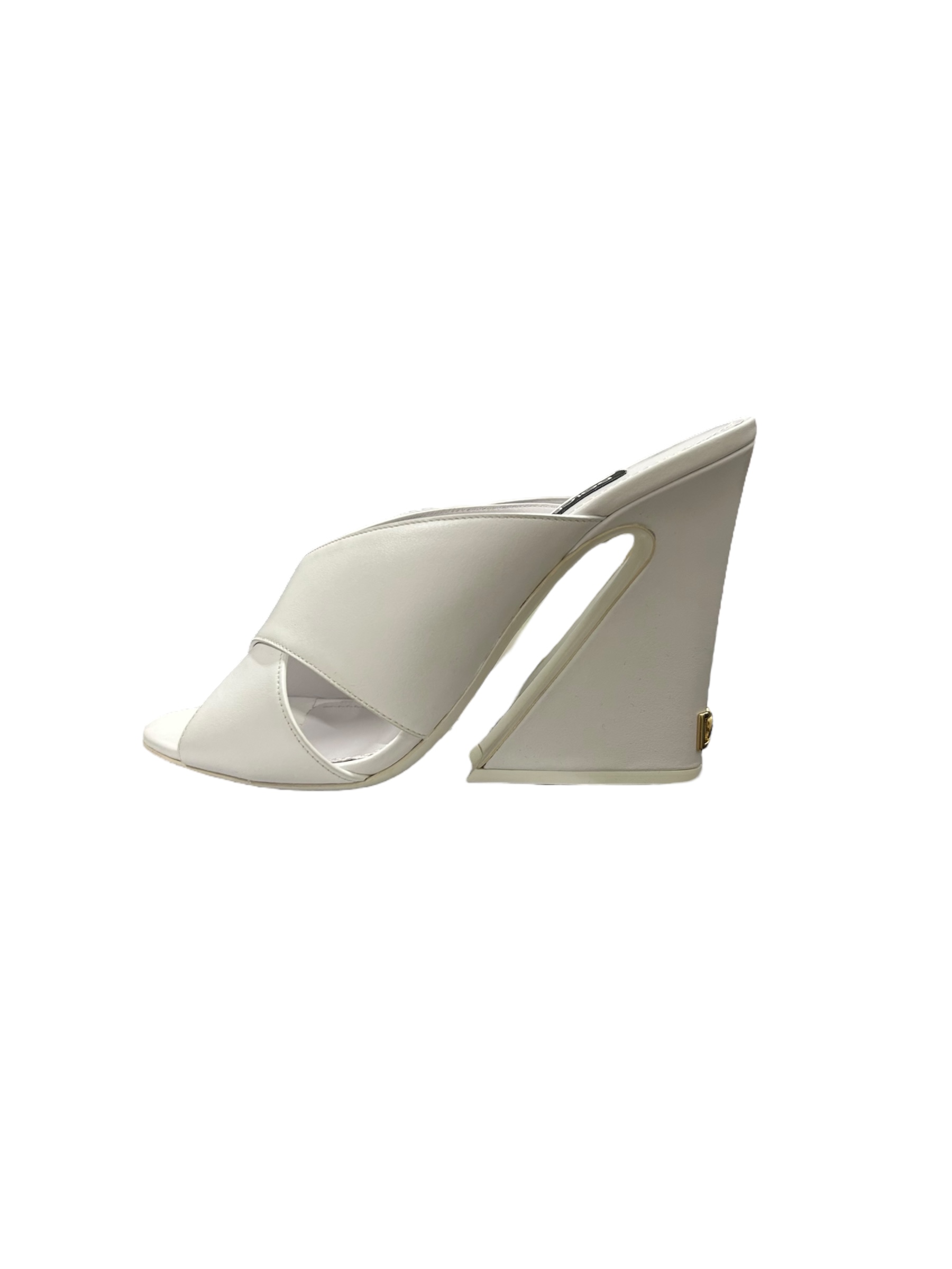 HEELED SLIDES