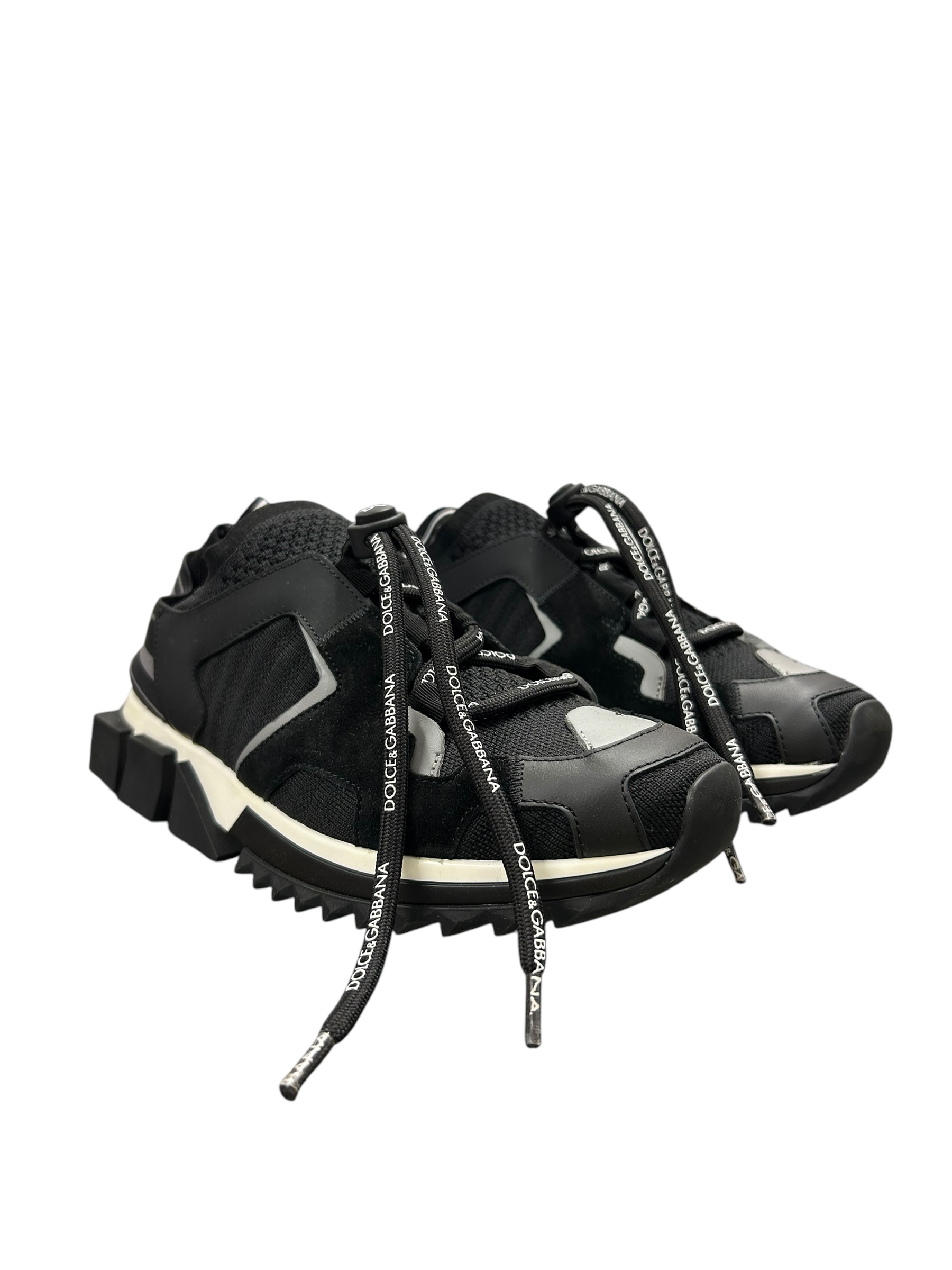 LOW-TOP SNEAKERS