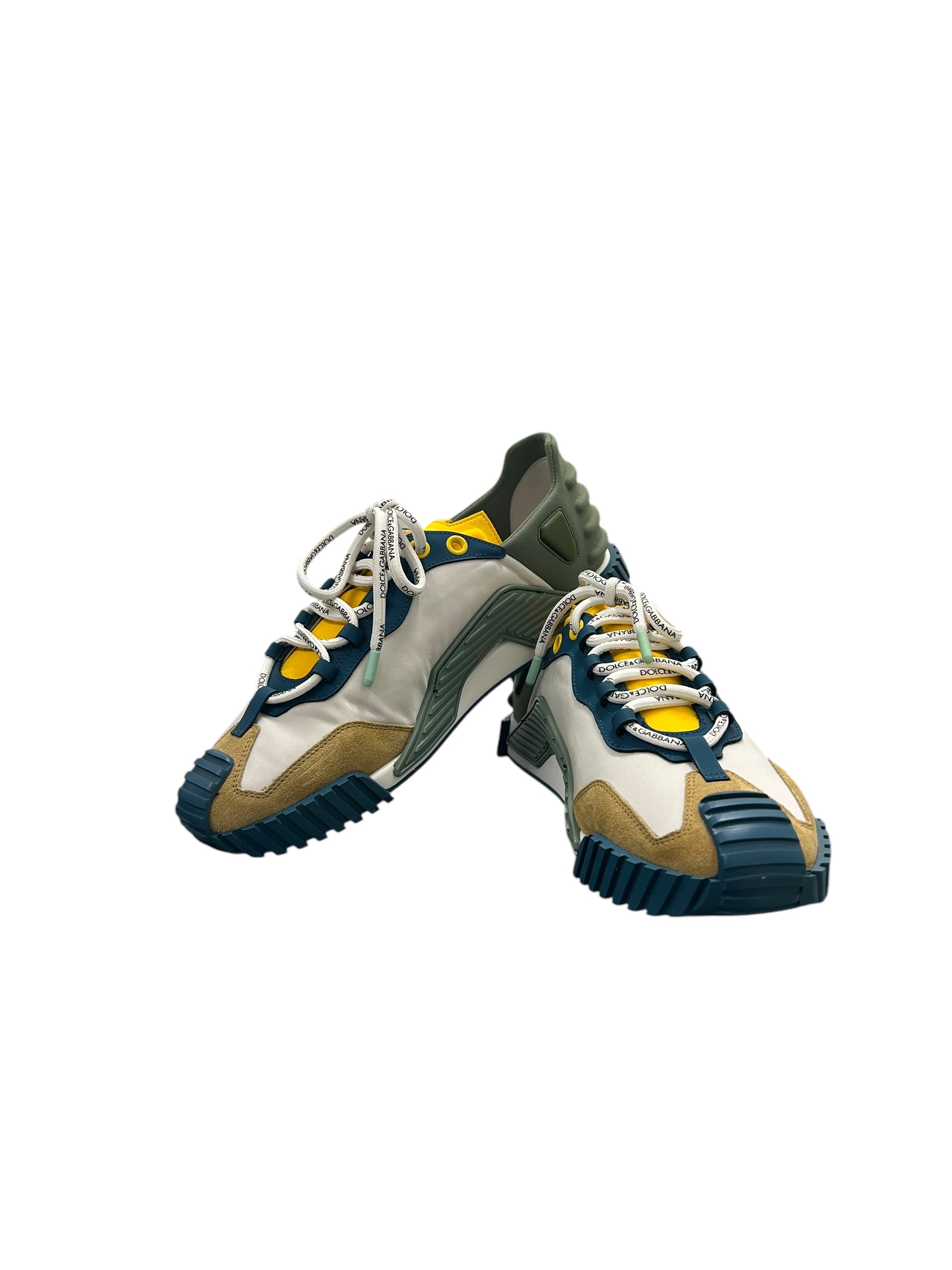 LOW-TOP SNEAKERS