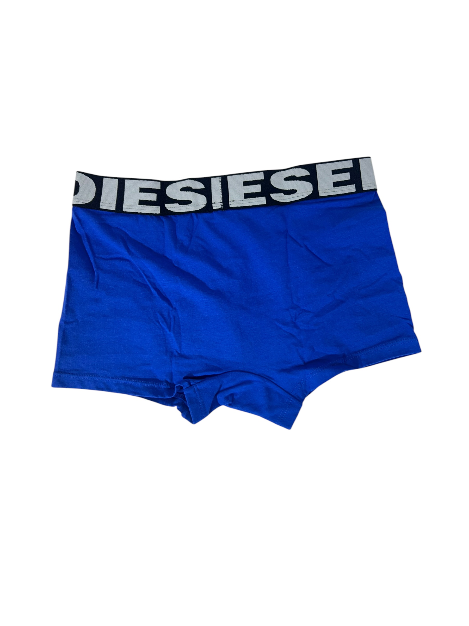 B Und short 10