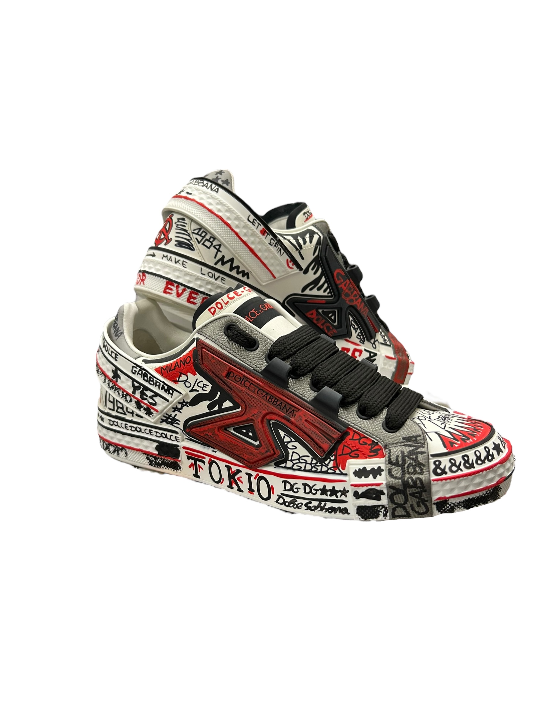 LOW-TOP SNEAKERS