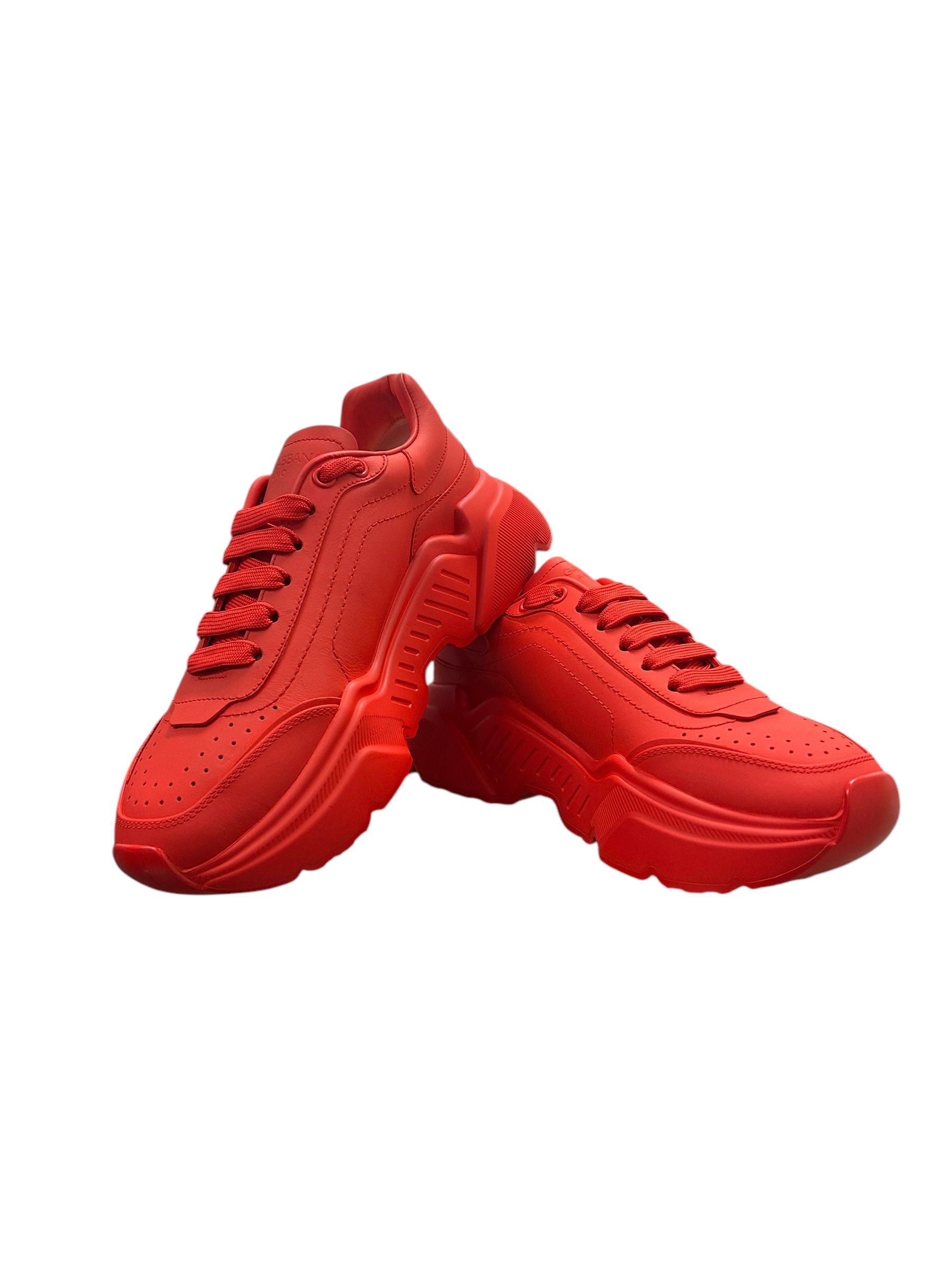 LOW-TOP SNEAKERS