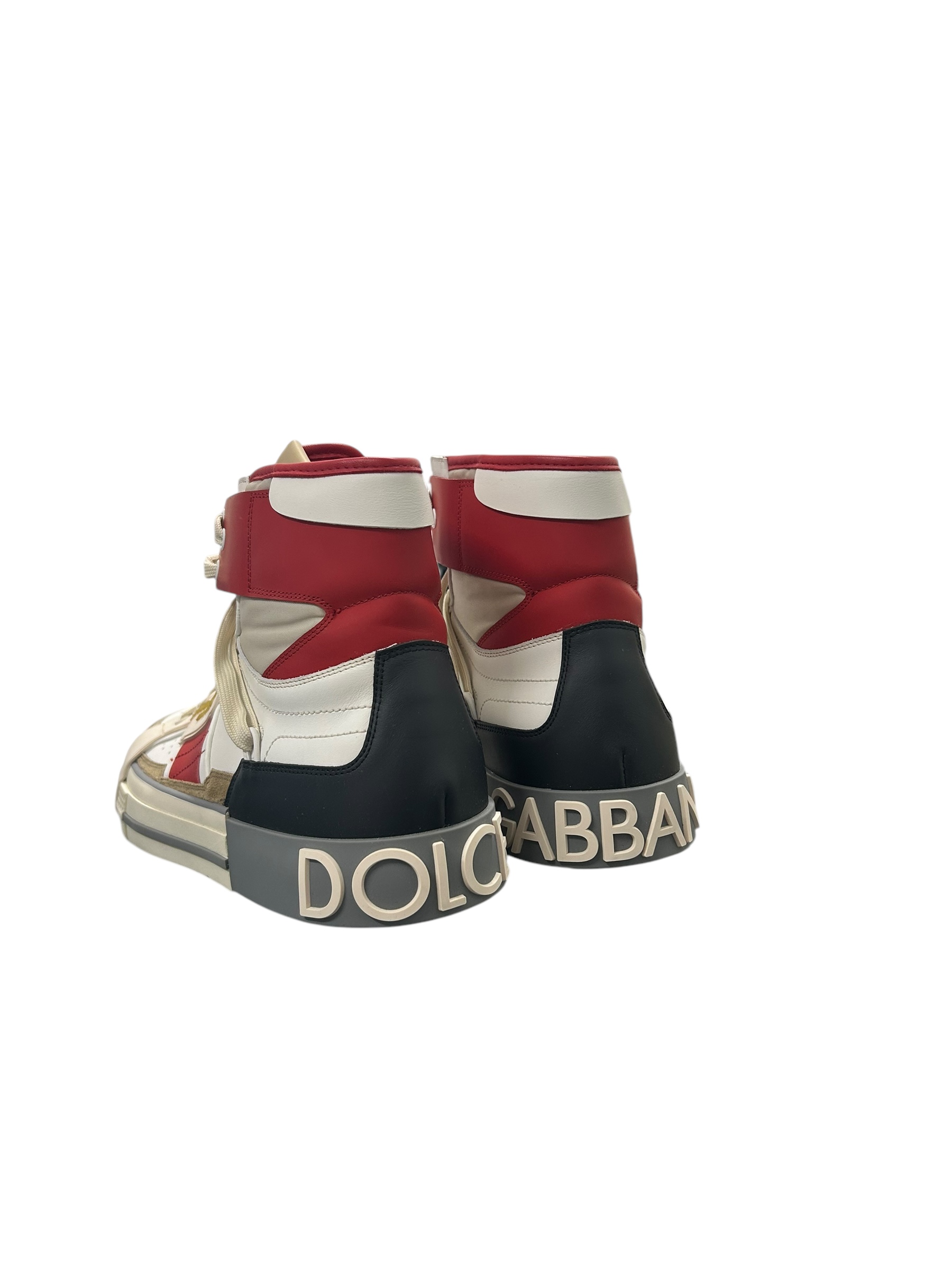 LOW-TOP SNEAKERS