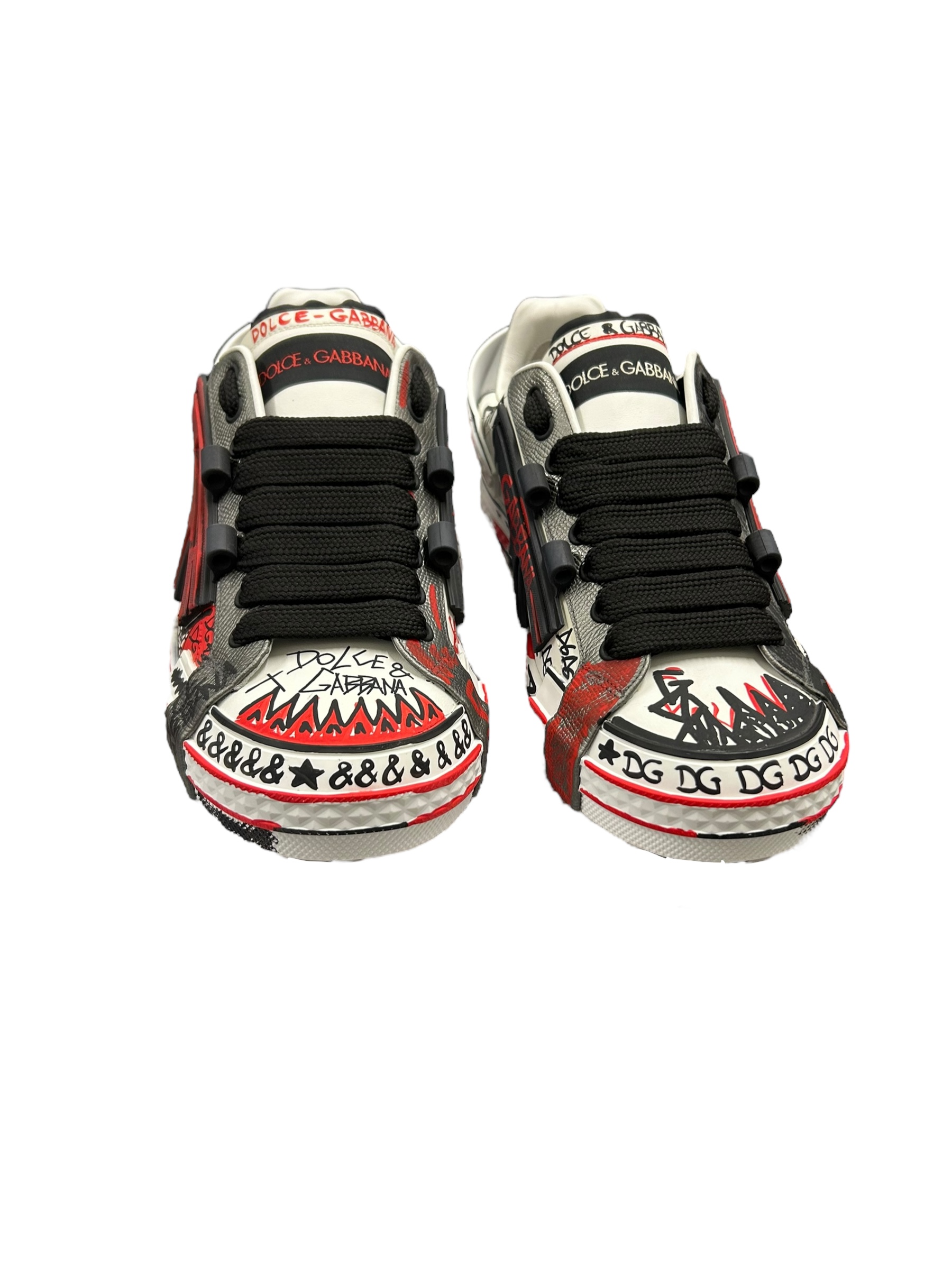 LOW-TOP SNEAKERS